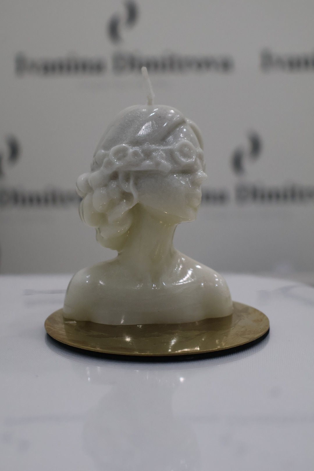 Ароматна свещ у дома – ръчно изработена с идеи и материали